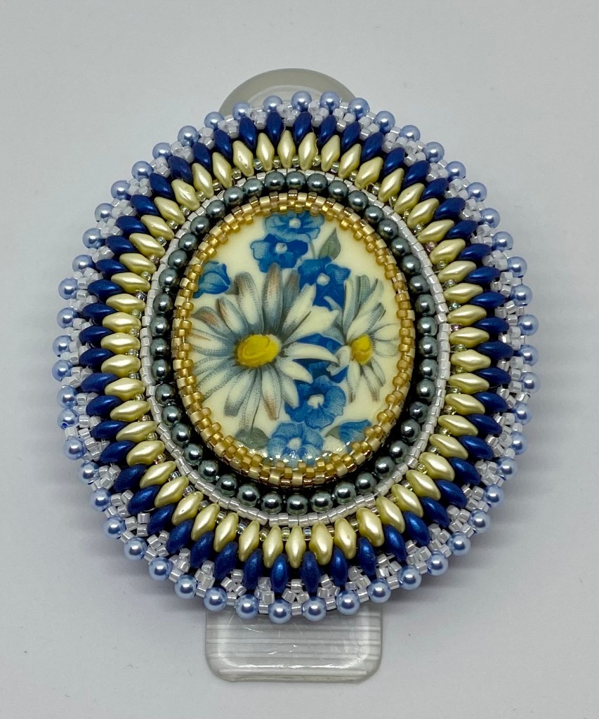 Daisy cabochon bead embroidered focal piece